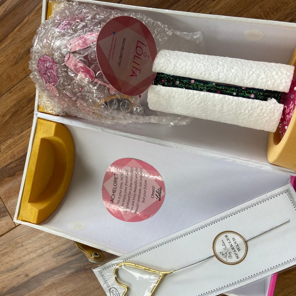 Lolita Batchlorette Wine Glass